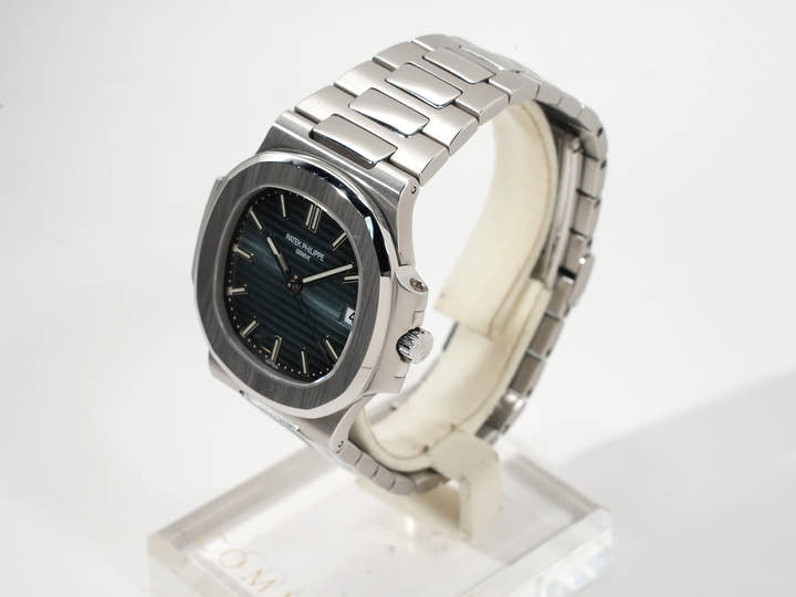 パテックフィリップ ノーチラス Ref.5800/1A-001 ステンレススチール ブルー文字盤