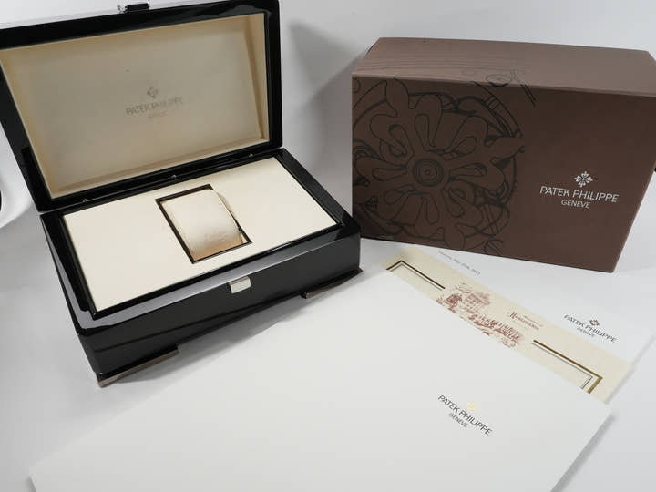 パテックフィリップ ノーチラス Ref.5800/1A-001 ステンレススチール ブルー文字盤