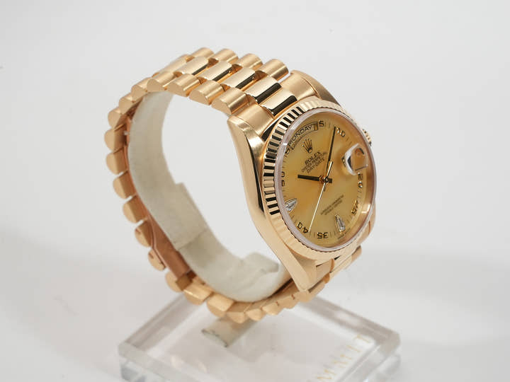 ロレックス デイデイト36 Ref.18238N2BR イエローゴールド イエローシェルx2Pティアドロップダイヤ文字盤