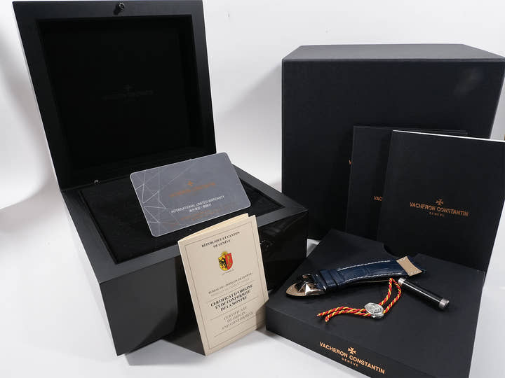 Vacheron Constantin Traditionnelle Complete Calendar Ref. 4010T/000G-B740 18K White Gold Gray Dial Excellent Condition zgh9u2j2