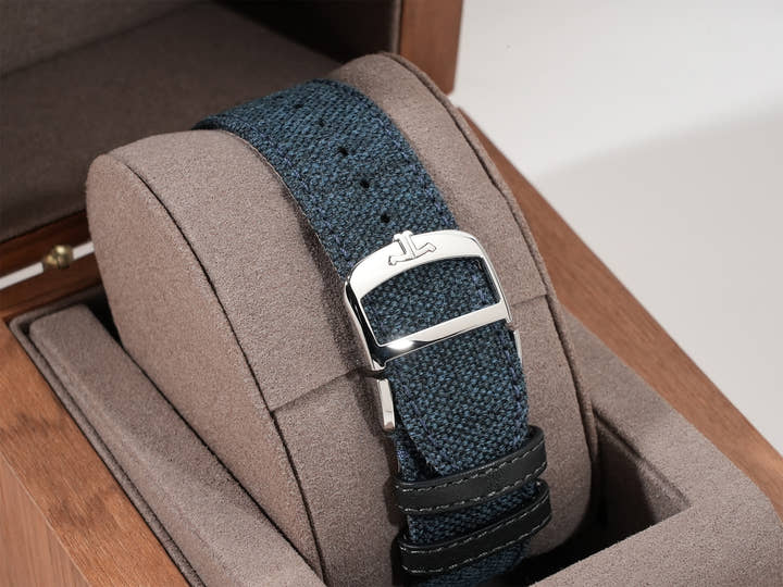 ジャガールクルト レベルソ トリビュート クロノグラフ Ref.Q389848J ブルーグレー/スケルトン文字盤 未使用 2288cpdr