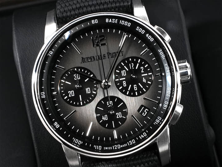 オーデマピゲ CODE 11.59 バイ オーデマ ピゲ クロノグラフ Ref.26393NB.OO.A002KB.01 ホワイトゴールド/セラミック スモークグレー文字盤