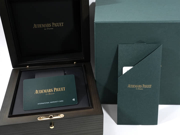 オーデマピゲ CODE 11.59 バイ オーデマ ピゲ クロノグラフ Ref.26393NB.OO.A002KB.01 ホワイトゴールド/セラミック スモークグレー文字盤