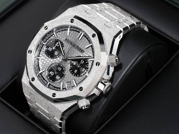 オーデマピゲ ロイヤルオーク クロノグラフ Ref.26240BC.GG.1324BC.01 ホワイトゴールド グレー/ブラック文字盤