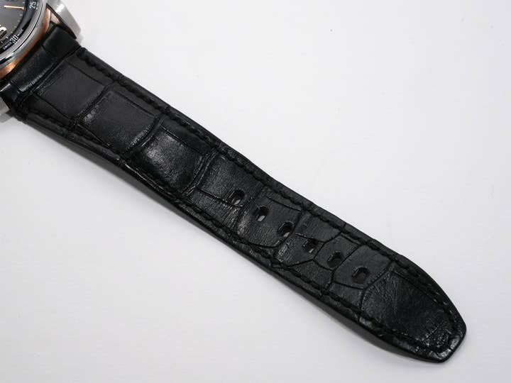 オーデマピゲ CODE 11.59 バイ オーデマ ピゲ Ref.15210CR.OO.A002CR.01 ホワイトゴールド/ピンクゴールド グレーラッカー文字盤