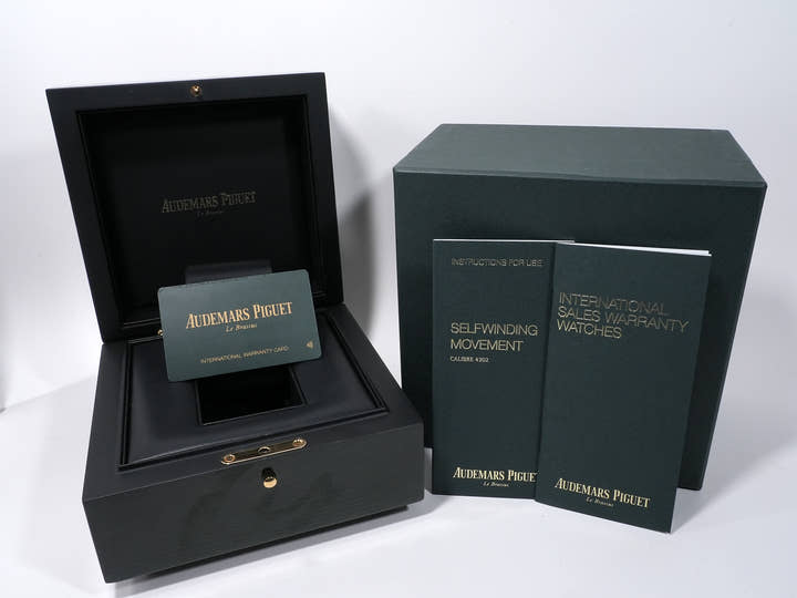 オーデマピゲ CODE 11.59 バイ オーデマ ピゲ Ref.15210CR.OO.A002CR.01 ホワイトゴールド/ピンクゴールド グレーラッカー文字盤