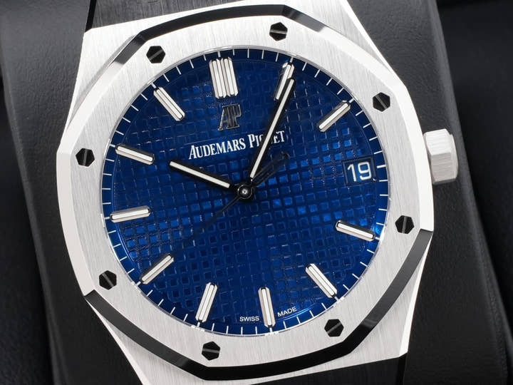 オーデマピゲ ロイヤルオーク Ref.15503BC.OO.1220BC.01 ホワイトゴールド ブルー文字盤