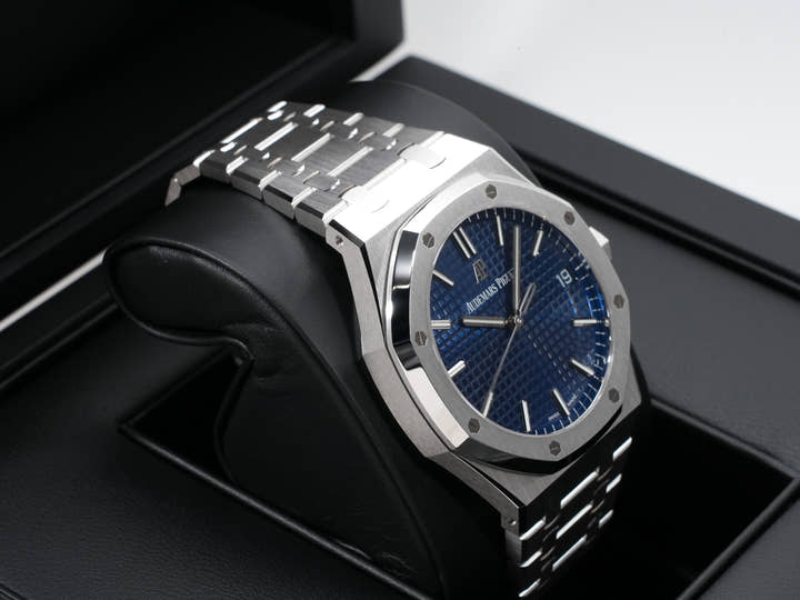 オーデマピゲ ロイヤルオーク Ref.15503BC.OO.1220BC.01 ホワイトゴールド ブルー文字盤