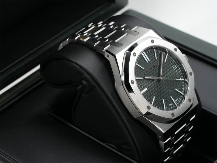 オーデマピゲ ロイヤルオーク 50周年記念 Ref.15510ST.OO.1320ST.04 ステンレススチール カーキグリーン文字盤