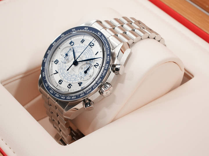 オメガ スピードマスター クロノスコープ コーアクシャル マスター クロノメーター クロノグラフ 43MM Ref.329.30.43.51.02.001 シルバー文字盤 美品 a59h8s2z