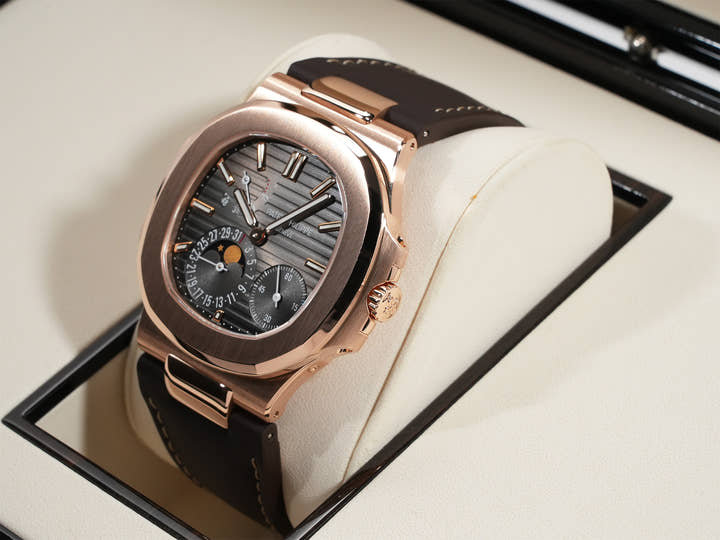 パテックフィリップ ノーチラス Ref.5712R-001 ローズゴールド ブラック ブラウン文字盤