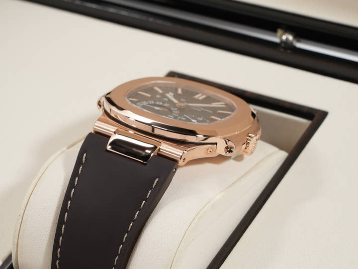 パテックフィリップ ノーチラス Ref.5712R-001 ローズゴールド ブラック ブラウン文字盤