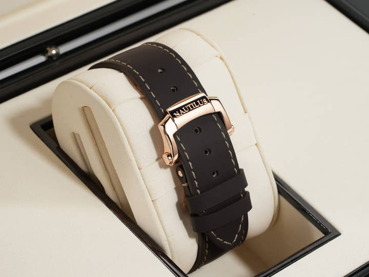 パテックフィリップ ノーチラス Ref.5712R-001 ローズゴールド ブラック ブラウン文字盤