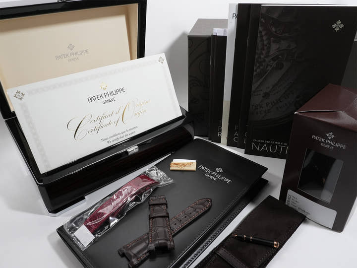 パテックフィリップ ノーチラス Ref.5712R-001 ローズゴールド ブラック ブラウン文字盤