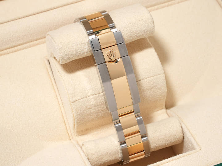 ロレックス エクスプローラー36 Ref.124273 ステンレススチール/イエローゴールド ブラック文字盤