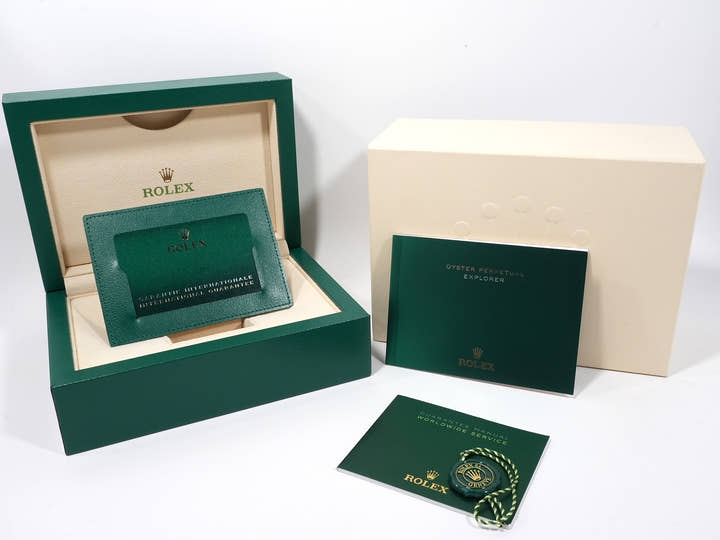 ロレックス エクスプローラー36 Ref.124273 ステンレススチール/イエローゴールド ブラック文字盤