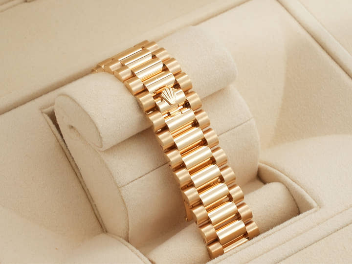 ロレックス デイデイト36 Ref.128348RBR イエローゴールド マラカイト文字盤