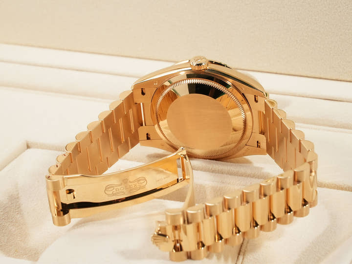 ロレックス デイデイト36 Ref.128348RBR イエローゴールド マラカイト文字盤