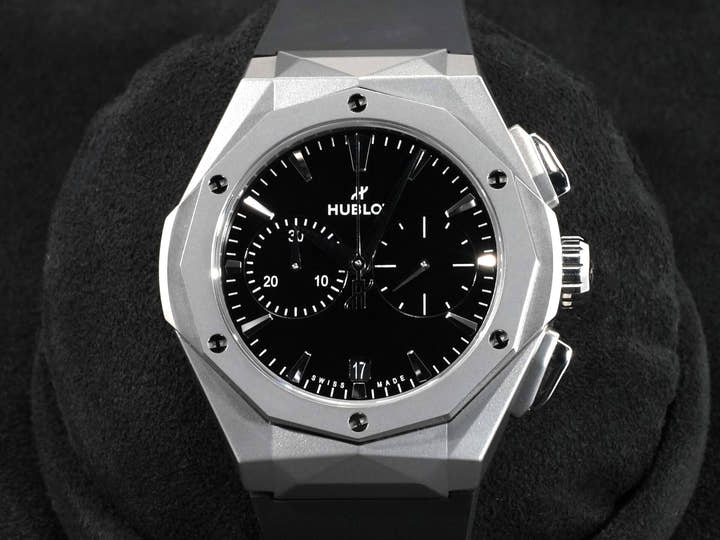 ウブロ クラシックフュージョン クロノグラフ オーリンスキー Ref.549.NI.1270.RX.ORL23 ブラック文字盤 美品 ajyak8za