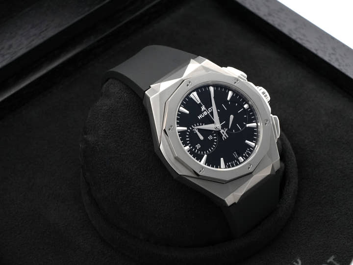 ウブロ クラシックフュージョン クロノグラフ オーリンスキー Ref.549.NI.1270.RX.ORL23 ブラック文字盤 美品 ajyak8za