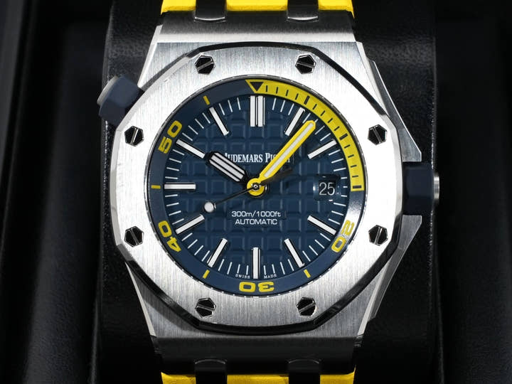 オーデマピゲ ロイヤルオーク オフショア ダイバー Ref.15710ST.OO.A027CA.01 ステンレススチール ブルー文字盤