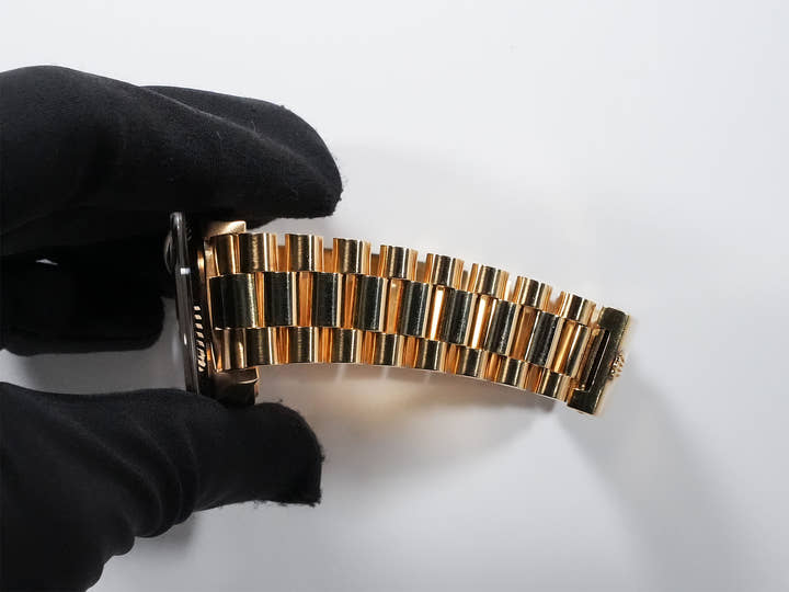 Rolex Day-Date Ref. 1803/8 Yellow Gold Champagne Dial