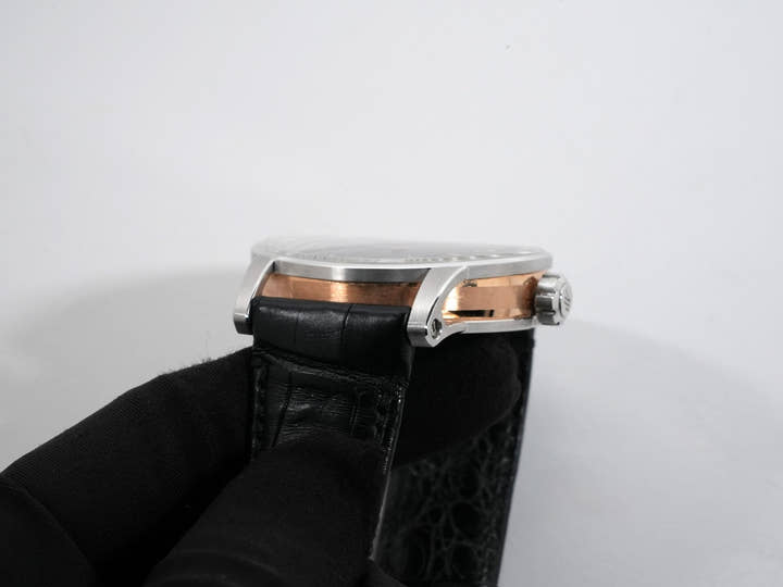 オーデマピゲ CODE 11.59 バイ オーデマ ピゲ Ref.15210CR.OO.A002CR.01 ホワイトゴールド/ピンクゴールド グレーラッカー文字盤