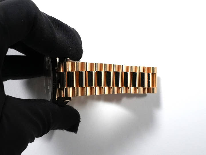 ロレックス デイデイト36 Ref.128238 イエローゴールド ホワイトシェルx10Pダイヤ文字盤