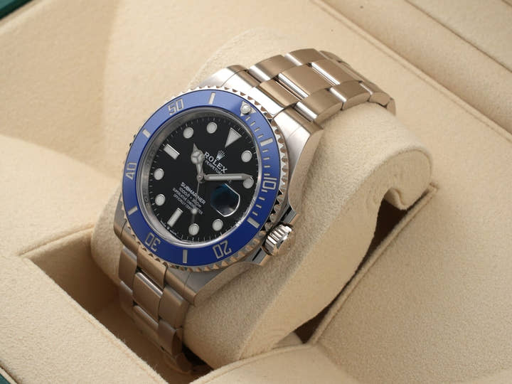 ロレックス サブマリーナー デイト Ref.126619LB ホワイトゴールド ブラック文字盤