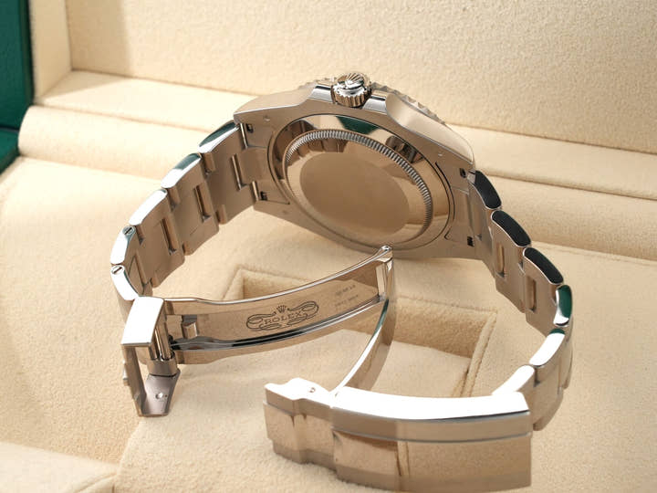 ロレックス サブマリーナー デイト Ref.126619LB ホワイトゴールド ブラック文字盤