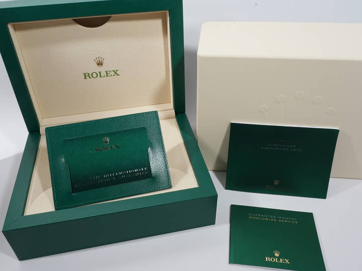 ロレックス サブマリーナー デイト Ref.126619LB ホワイトゴールド ブラック文字盤