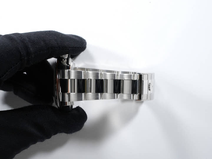 ロレックス デイトナ Ref.116506 プラチナ アイスブルー文字盤