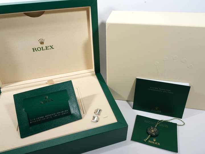 ロレックス デイトナ Ref.116506 プラチナ アイスブルー文字盤