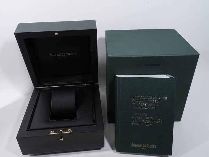 オーデマピゲ ロイヤルオーク ジャンボ エクストラ シン Ref.15202ST.OO.1240ST.01 ステンレススチール ブルー文字盤