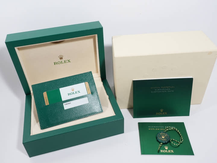 ロレックス サブマリーナー デイト Ref.116610LV ステンレススチール グリーン文字盤