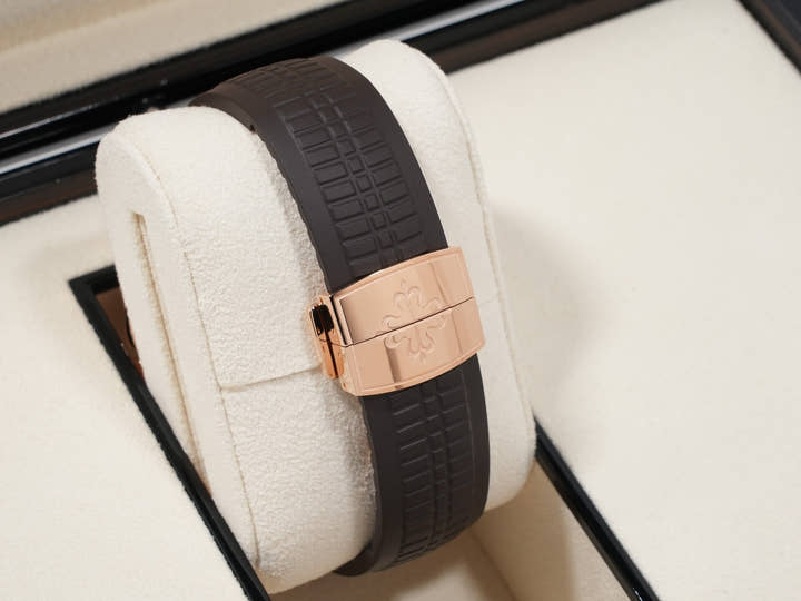 パテックフィリップ アクアノート Ref.5164R-001 ローズゴールド ブラウン エンボス文字盤