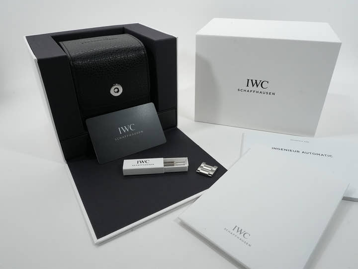 IWC インヂュニア オートマティック 40 Ref.IW328903 SS グリーン文字盤 美品 uqf9mkwh