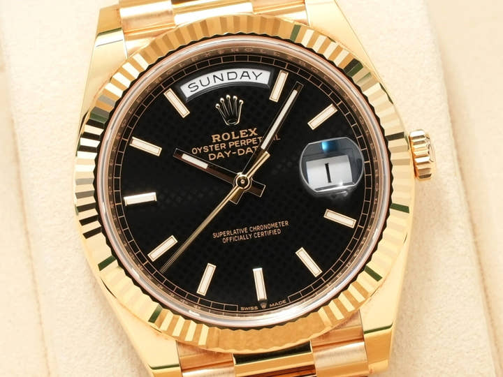 ロレックス デイデイト40 Ref.228238 イエローゴールド ブラック文字盤