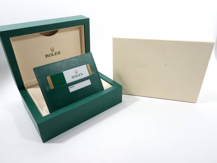 ロレックス デイデイト40 Ref.228238 イエローゴールド ブラック文字盤