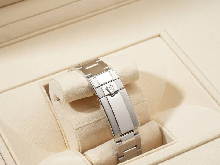 ロレックス デイトナ Ref.116506 プラチナ アイスブルー文字盤