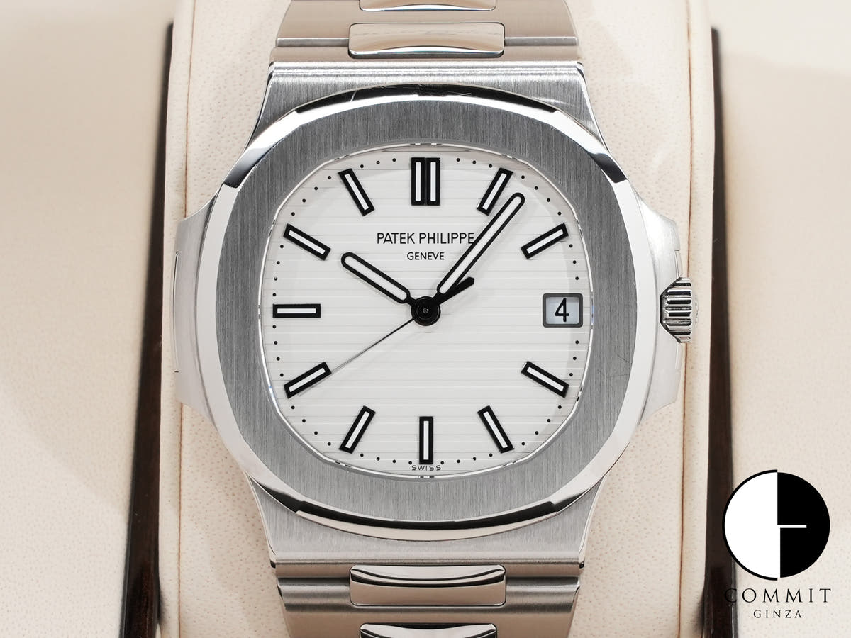 パテックフィリップ ノーチラス Ref.5711/1A-011 ステンレススチール ホワイト文字盤