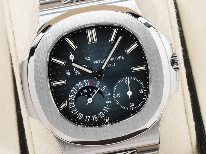 パテックフィリップ ノーチラス プチコンプリケーション Ref.5712/1A-001 ステンレススチール ブルー文字盤
