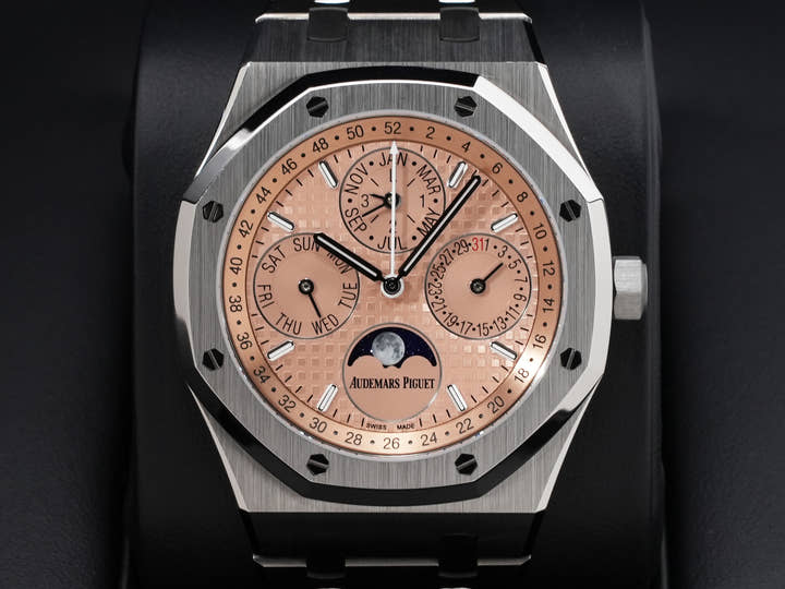 オーデマピゲ ロイヤルオーク パーペチュアルカレンダー Ref.26615TI.OO.1220TI.01 チタン サーモン文字盤