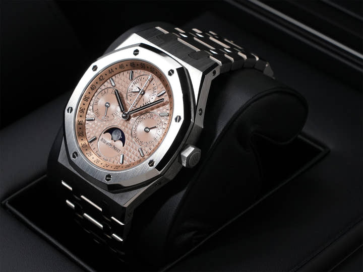 オーデマピゲ ロイヤルオーク パーペチュアルカレンダー Ref.26615TI.OO.1220TI.01 チタン サーモン文字盤