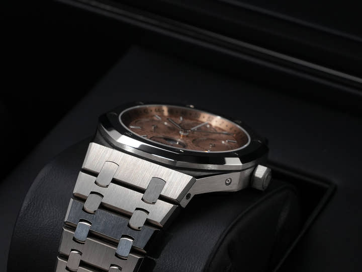 オーデマピゲ ロイヤルオーク パーペチュアルカレンダー Ref.26615TI.OO.1220TI.01 チタン サーモン文字盤