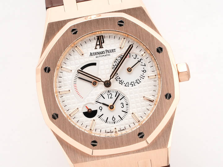 オーデマピゲ ロイヤルオーク デュアルタイム Ref.26120BA.OO.D088CR.01 イエローゴールド シルバー文字盤