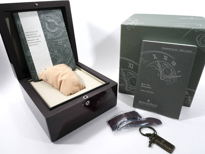 オーデマピゲ ロイヤルオーク デュアルタイム Ref.26120BA.OO.D088CR.01 イエローゴールド シルバー文字盤