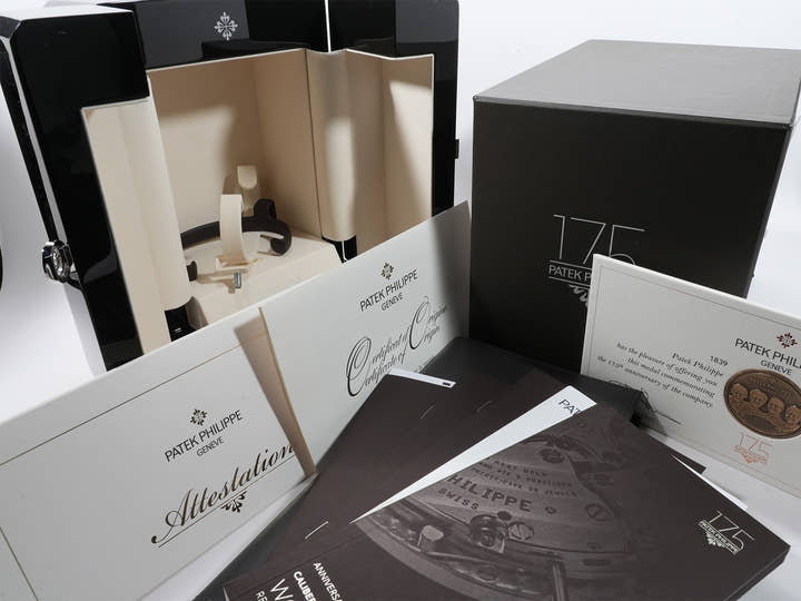パテックフィリップ コンプリケーション ワールドタイム ムーンフェイズ Ref.5575G-001 ホワイトゴールド ブラック文字盤