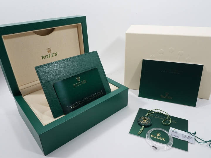 ロレックス ヨットマスター40 Ref.126622 ステンレススチール/プラチナ スレート文字盤