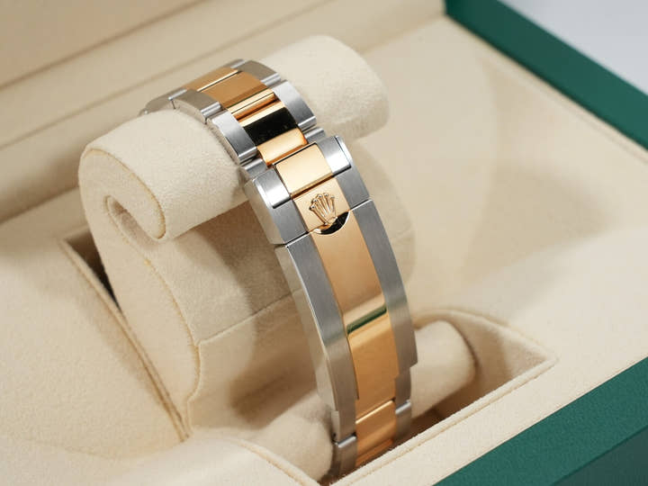 ロレックス サブマリーナー デイト Ref.126613LN ステンレススチール/イエローゴールド ブラック文字盤